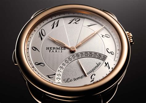 montre hermes le temps suspendu|montre arceau 43 mm Hermes.